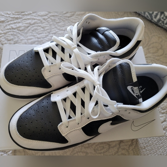 Nike Dunk Reverse Panda - Picture 7 of 8